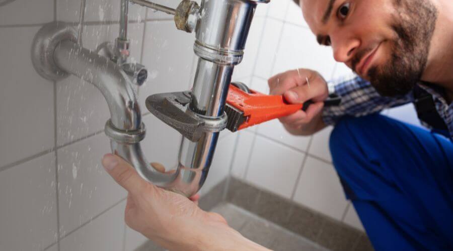 Professional same day plumber services in Chester, IA